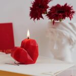 Muscular-bear-shaped scented candle